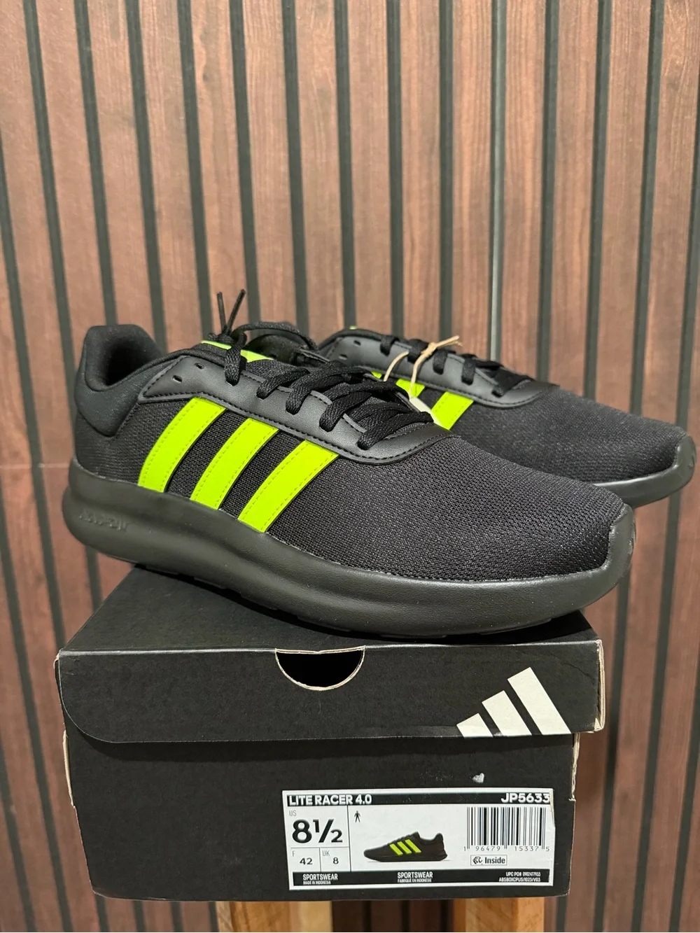 Adidas Lite Racer 4.0 Men’s 8.5 Black Neon Green Cloudfoam NWT JP5633